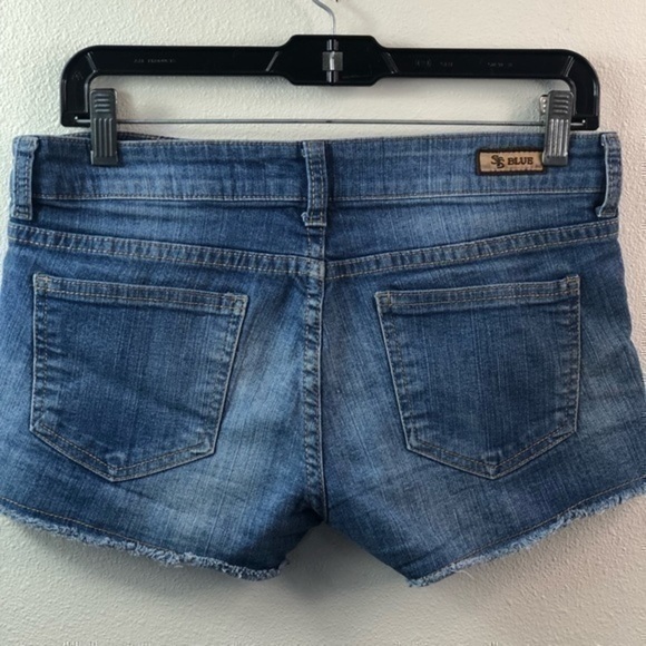 STS BLUE Denim cutoff shorts Junior Size 5 - Picture 2 of 10